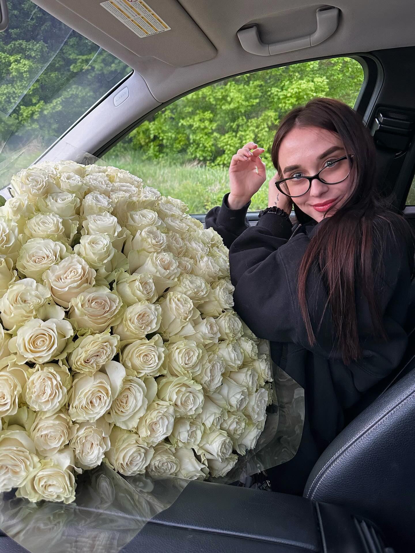 Buchet de trandafiri albi premium Mondial – TerraFlorra