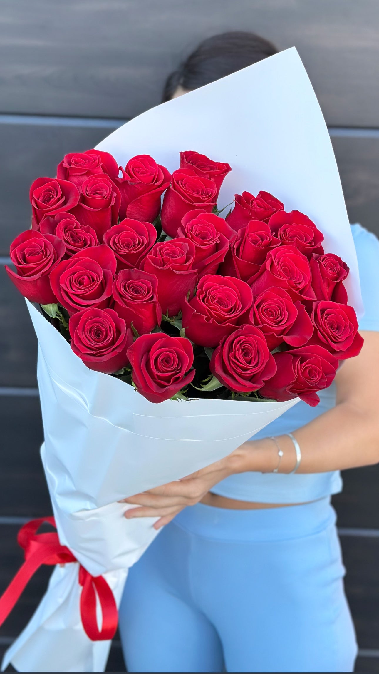 Buchet de trandafiri rosii premium Freedom – TerraFlorra