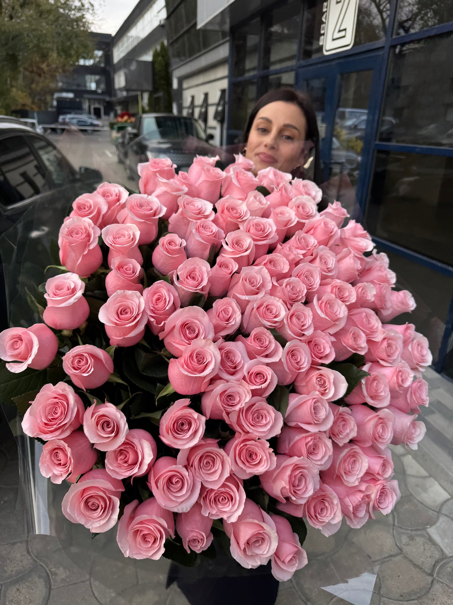 Buchet de trandafiri roz premium Besweet – TerraFlorra