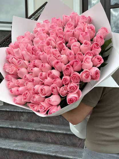 Buchet de trandafiri roz premium Luciano – TerraFlorra