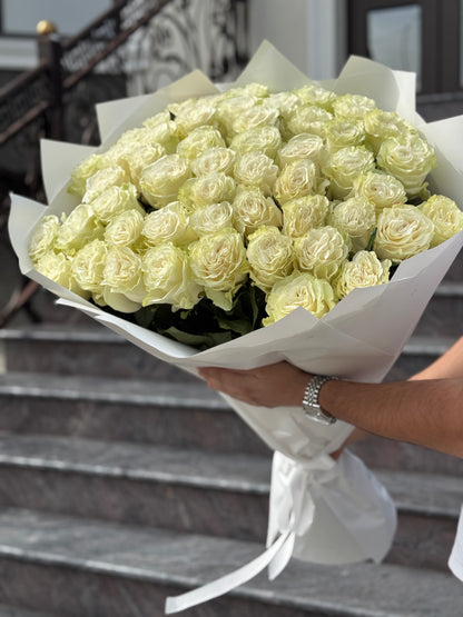 Buchet de trandafiri albi premium Mondial – TerraFlorra