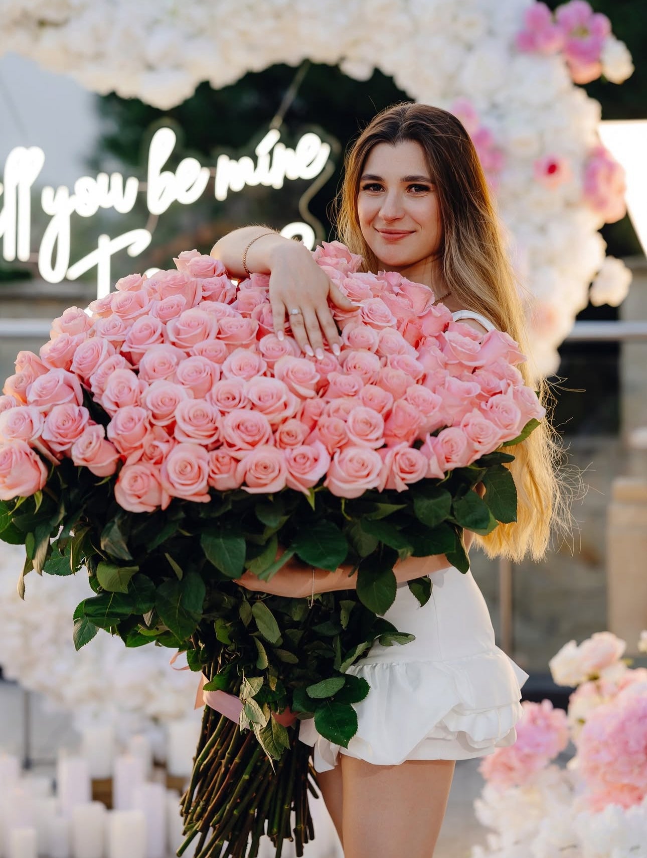 Buchet de trandafiri roz premium Besweet – TerraFlorra