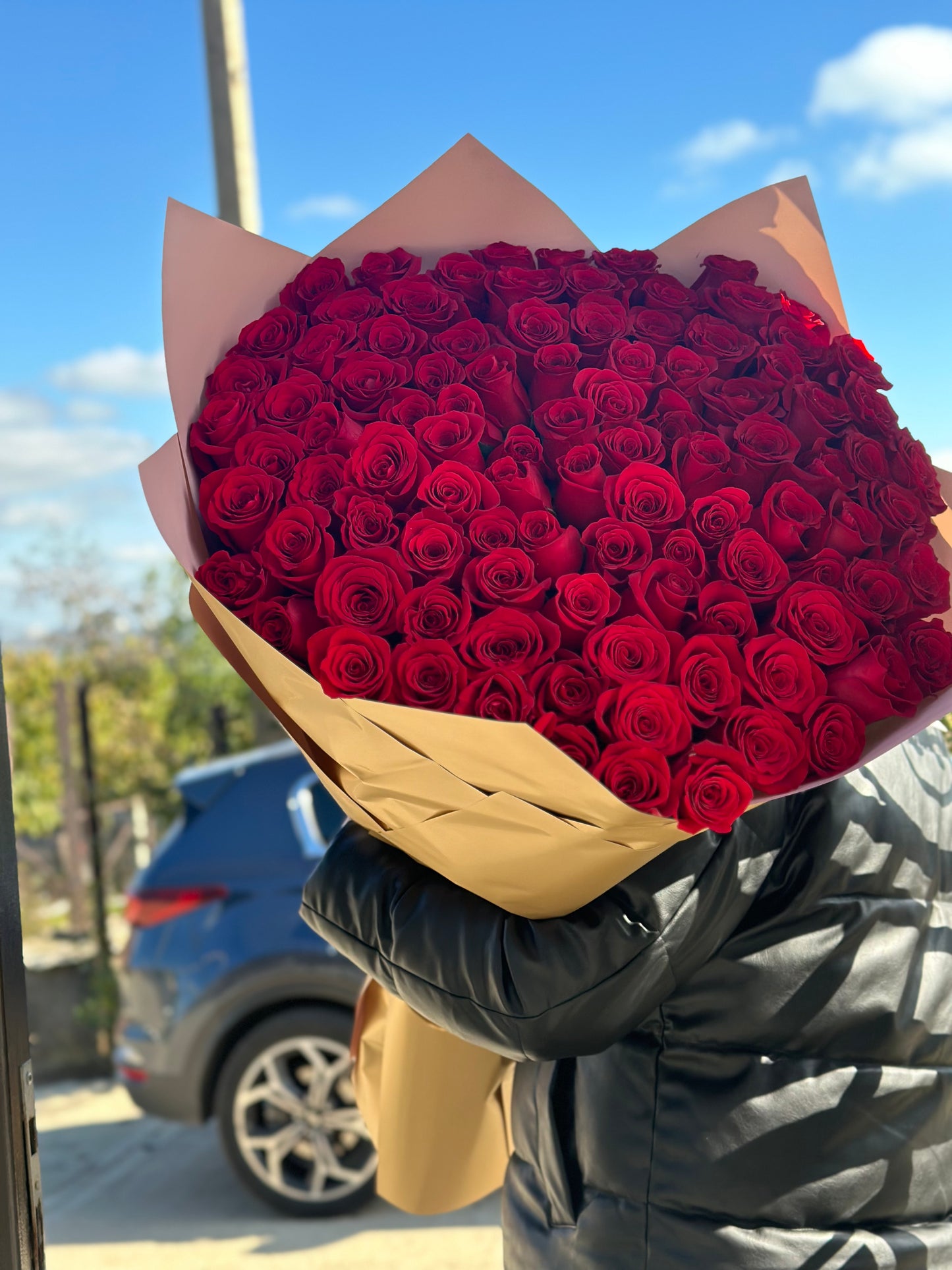 Buchet de trandafiri rosii premium Freedom – TerraFlorra