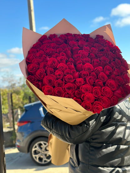 Buchet de trandafiri rosii premium Freedom – TerraFlorra