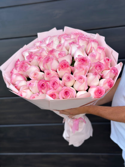 Buchet de trandafiri roz premium Bulevard – TerraFlorra