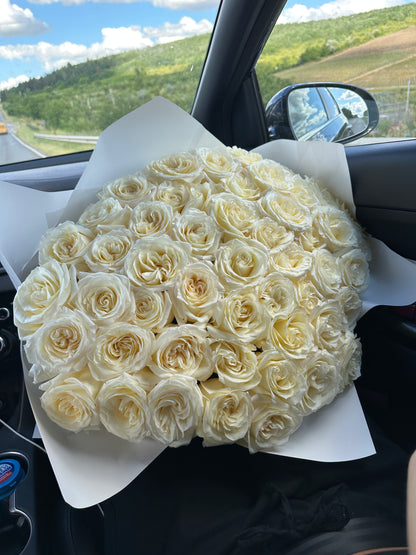 Buchet de trandafiri imbujorati premium Candlelight – TerraFlorra