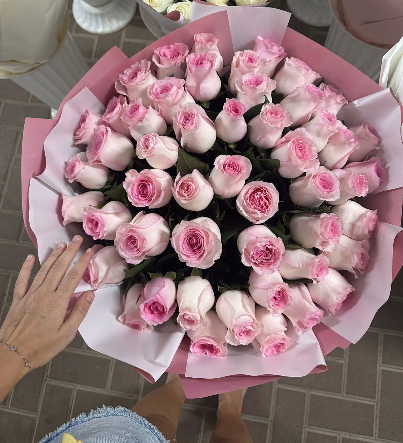 Buchet de trandafiri roz premium Mandala – TerraFlorra