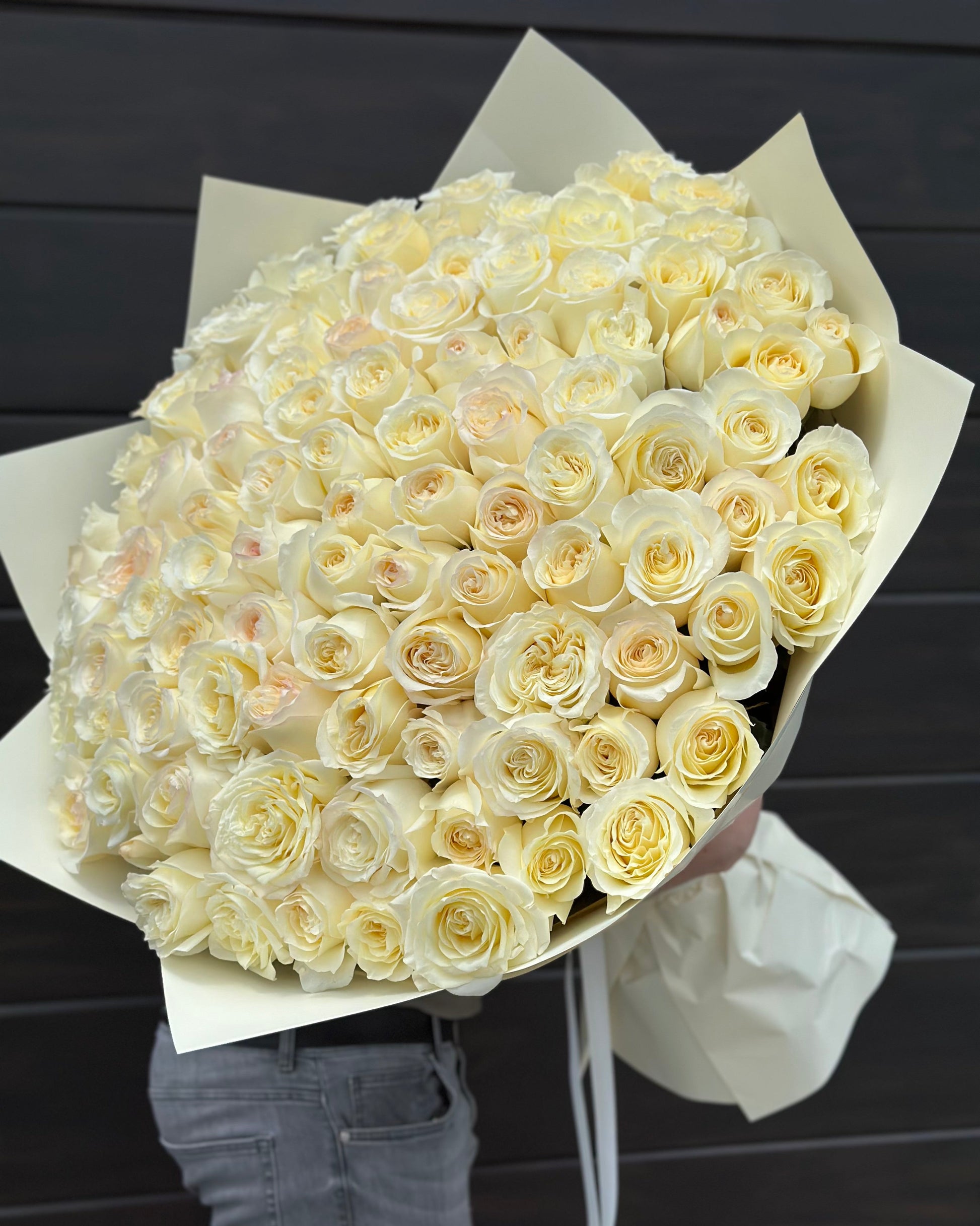 Buchet de trandafiri imbujorati premium Candlelight – TerraFlorra