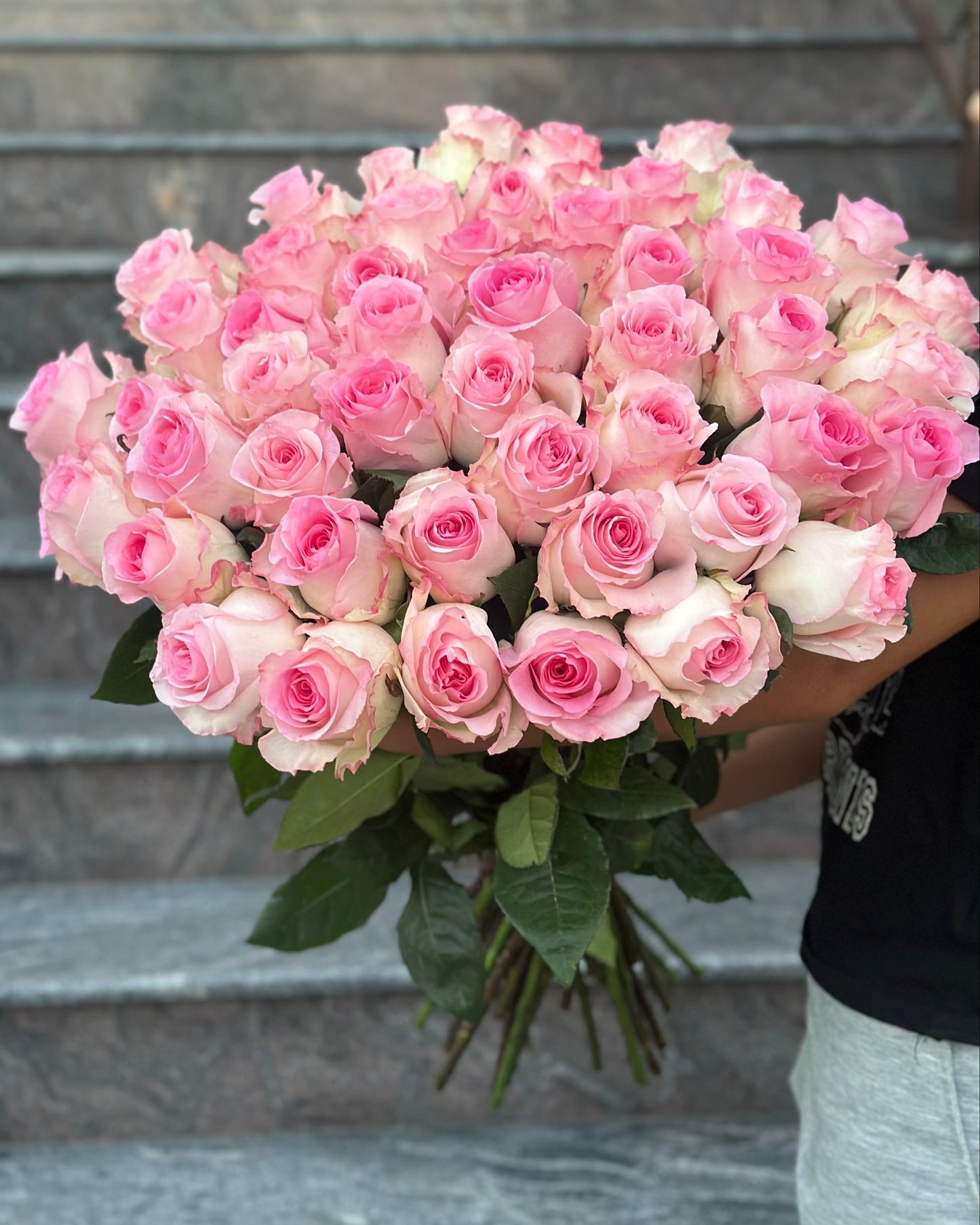 Buchet de trandafiri roz premium Mandala – TerraFlorra